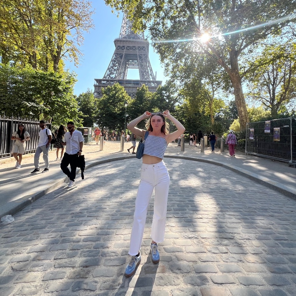 Meet your Posher, Chloe